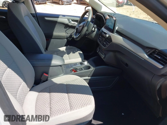 2020 Ford Escape SE with VIN 1FMCU0G6XLUC54979, listed as a IAAI auction lot 42223043 with 52,770 mi miles and . Bid and sale history available at DreamBid. Image 5.
