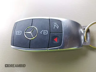 2020 Mercedes-Benz CLA 250 with VIN W1K5J4HB1LN122685, listed as a IAAI auction lot 42435026 with 52,184 mi miles and . Bid and sale history available at DreamBid. Image 11.