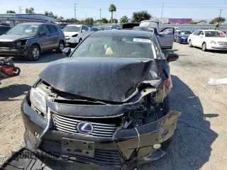 2014 Lexus ES 300h with VIN JTHBW1GG2E2051025, listed as a Copart auction lot 56719295 with 193,724 mi miles and Salvage title. Bid and sale history available at DreamBid. Image 5.