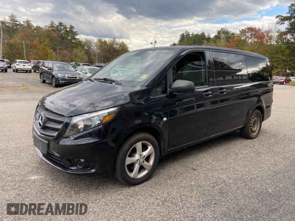2017 Mercedes-Benz Metris Passenger z VIN WD4PG2EE3H3335246, wystawiony jako Copart lot #82755184 z przebiegiem 180 662 mil mil oraz . Historia ofert i sprzedaży dostępna na DreamBid. Obrazek 2.