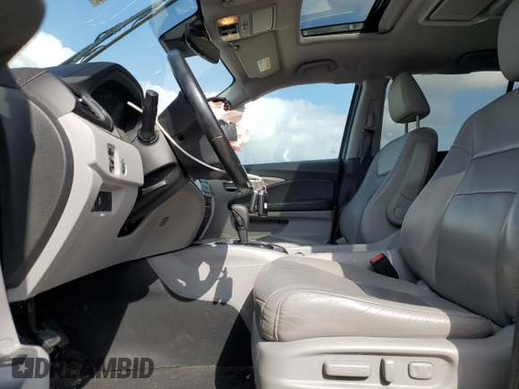 2019 Honda Pilot EX-L with VIN 5FNYF5H49KB013887, listed as a Copart auction lot 44258315 with 159,115 mi miles and Salvage title. Bid and sale history available at DreamBid. Image 7.