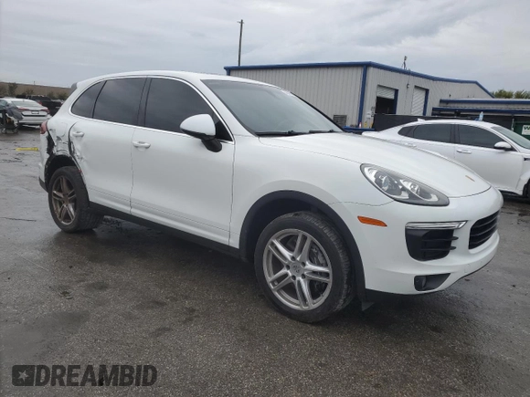 2016 Porsche Cayenne with VIN WP1AA2A28GKA10883, listed as a Copart auction lot 46428285 with 113,976 mi miles and Salvage Title. Bid and sale history available at carsss.com. Image 4.
