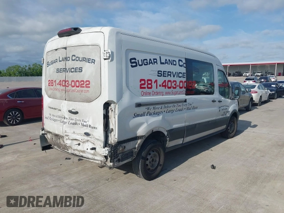 2018 Ford Transit z VIN 1FTYR2CM3JKA19554, wystawiony jako IAAI lot #42058523 z przebiegiem 372 734 mil mil oraz . Historia ofert i sprzedaży dostępna na DreamBid. Obrazek 4.