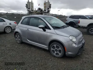 2017 FIAT 500e with VIN 3C3CFFGE7HT525317, listed as a Copart auction lot 48951485 with 0 mi miles and Salvage Title. Bid and sale history available at carsss.com. Image 4.