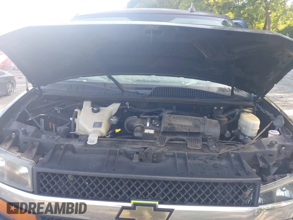 2016 Chevrolet Express Cargo with VIN 1GCWGAFF5G1156045, listed as a IAAI auction lot 42547185 with 166,535 mi miles and . Bid and sale history available at DreamBid. Image 10.