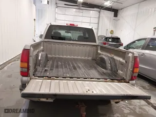 1999 Chevrolet Silverado 1500 LT with VIN 2GCEK19T8X1163660, listed as a IAAI auction lot 41758994 with 227,494 mi miles. Bid and sale history available at carsss.com. Image 17.