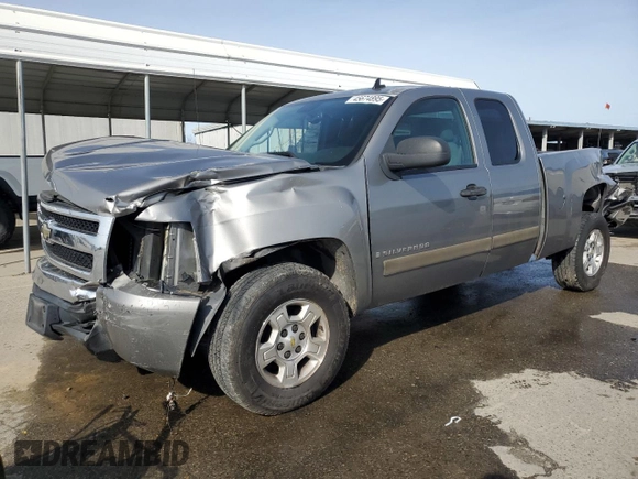2007 Chevrolet Silverado 1500 LT w/1LT with VIN 2GCEC19C371710072, listed as a Copart auction lot 45674895 with 235,817 mi miles and Salvage Title. Bid and sale history available at carsss.com. Image 1.