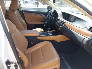 2014 Lexus GS 350 z VIN JTHBE1BL0E5033211, wystawiony jako IAAI lot #42329385 z przebiegiem 119 379 mil mil oraz . Historia ofert i sprzedaży dostępna na DreamBid. Obrazek 5.