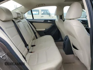 2015 Volkswagen Jetta SE with VIN 3VWD17AJ0FM239520, listed as a Copart auction lot 56109755 with 56,706 mi miles and Non repairable. Bid and sale history available at DreamBid. Image 10.