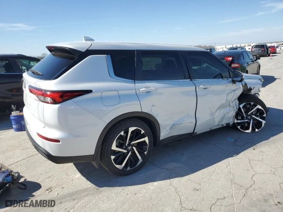 2022 Mitsubishi Outlander ES with VIN JA4J3TA81NZ052753, listed as a Copart auction lot 49464195 with 71,056 mi miles and Salvage Title. Bid and sale history available at carsss.com. Image 3.