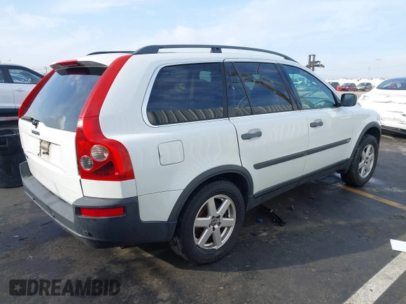 2005 Volvo XC90 with VIN YV1CY592651162430, listed as a IAAI auction lot 41809219 with 185,493 mi miles. Bid and sale history available at carsss.com. Image 4.