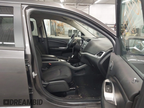 2017 Dodge Journey SXT with VIN 3C4PDDBG1HT512398, listed as a IAAI auction lot 42098784 with 123,946 mi miles and . Bid and sale history available at DreamBid. Image 5.