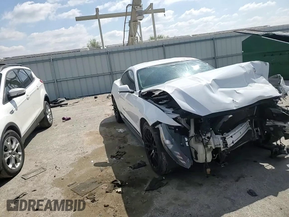 2015 Ford Mustang V6 z VIN 1FA6P8AM2F5359972, wystawiony jako Copart lot #52118485 z przebiegiem 130 957 mil mil oraz Szkoda całkowita • Salvage title. Historia ofert i sprzedaży dostępna na DreamBid. Obrazek 11.