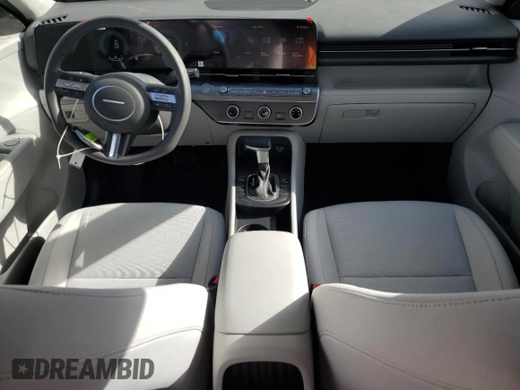 2025 Hyundai Kona SE with VIN KM8HACAB8SU247551, listed as a Copart auction lot 47459665 with 1,867 mi miles and Salvage Title. Bid and sale history available at carsss.com. Image 8.