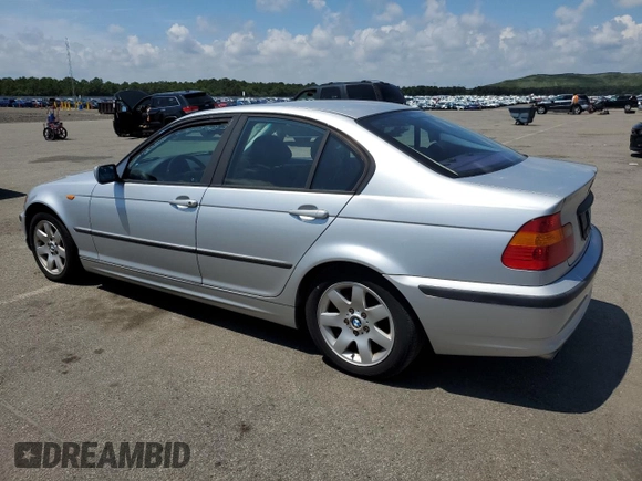 2003 BMW 3 Series 325i with VIN WBAAZ334X3PH33503, listed as a Copart auction lot 65090995 with 198,603 mi miles and Clean title. Bid and sale history available at DreamBid. Image 2.