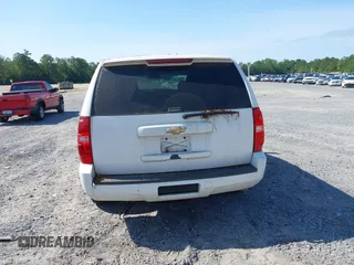 2011 Chevrolet Tahoe Commercial with VIN 1GNLC2E04BR293125, listed as a IAAI auction lot 42476037 with 123,666 mi miles and . Bid and sale history available at DreamBid. Image 16.