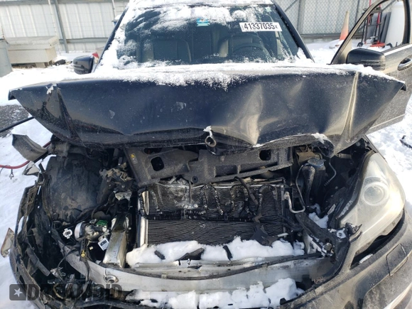 2013 Mercedes-Benz C 350 Sport with VIN WDDGF5HB6DA835218, listed as a Copart auction lot 41337035 with 56,977 mi miles and Salvage Title. Bid and sale history available at DreamBid. Image 11.