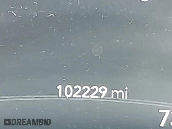 2018 Chrysler Pacifica Limited with VIN 2C4RC1GG3JR226337, listed as a IAAI auction lot 42519396 with 102,229 mi miles and . Bid and sale history available at DreamBid. Image 15.