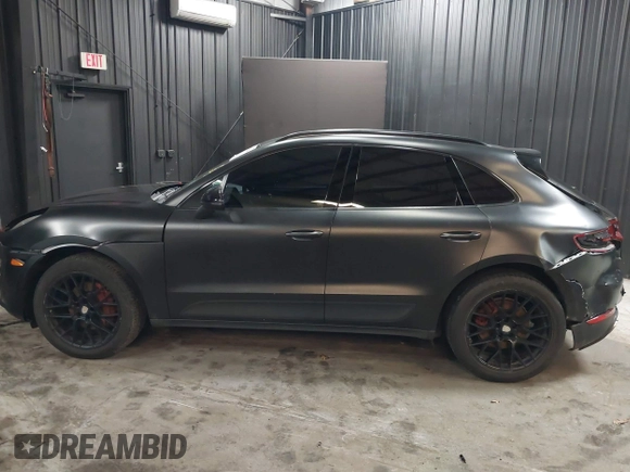 2015 Porsche Macan S with VIN WP1AB2A55FLB62653, listed as a IAAI auction lot 41733814 with 83,931 mi miles and . Bid and sale history available at DreamBid. Image 14.