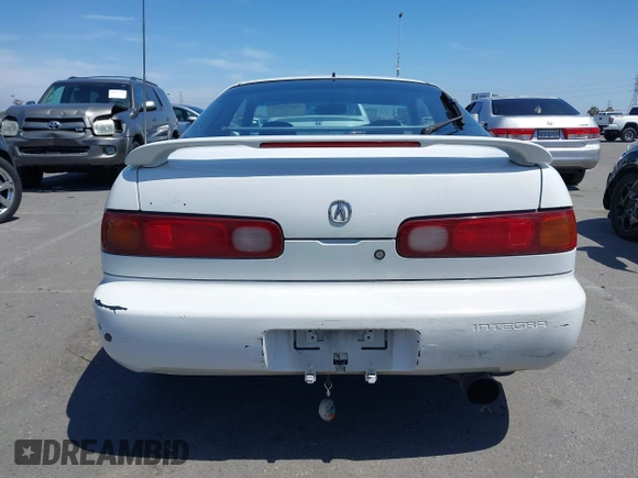 1997 Acura Integra GS-R z VIN JH4DC2385VS002424, wystawiony jako IAAI lot #42075527 z przebiegiem 162 826 mil mil oraz . Historia ofert i sprzedaży dostępna na DreamBid. Obrazek 16.