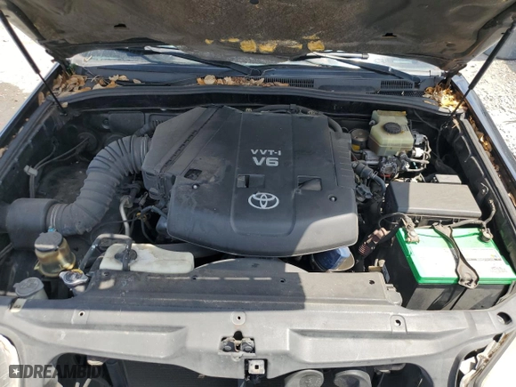 2004 Toyota 4Runner SR5 with VIN JTEZU14R948020289, listed as a Copart auction lot 50961015 with 216,943 mi miles and Salvage Title. Bid and sale history available at carsss.com. Image 12.