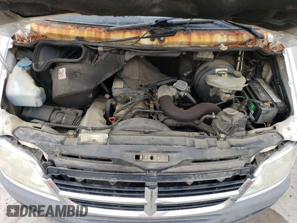 2006 Dodge Sprinter with VIN WD0PD644865963590, listed as a Copart auction lot 48614595 with 141,842 mi miles and Clean Title. Bid and sale history available at DreamBid. Image 12.