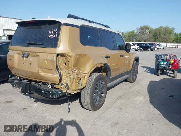 2024 Toyota Land Cruiser z VIN JTEABFAJ9RK012363, wystawiony jako IAAI lot #41859375 z przebiegiem 5 420 mil mil oraz . Historia ofert i sprzedaży dostępna na DreamBid. Obrazek 4.