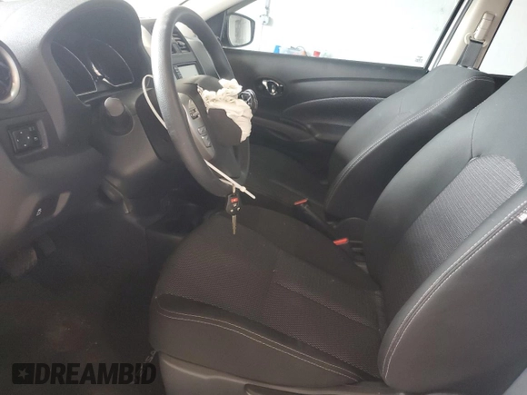 2019 Nissan Versa SV with VIN 3N1CN7AP3KL858980, listed as a Copart auction lot 61161385 with 47,304 mi miles and Salvage title. Bid and sale history available at DreamBid. Image 7.