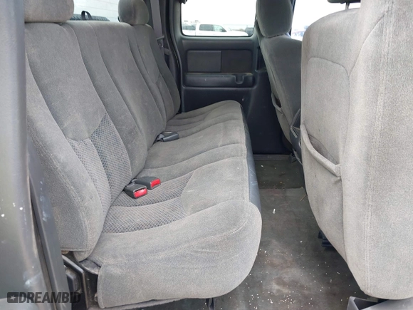 2004 Chevrolet Silverado 1500 Z71 with VIN 1GCEK19T74E208209, listed as a IAAI auction lot 41915790 with 1 mi miles. Bid and sale history available at carsss.com. Image 8.