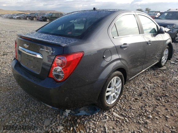 2013 Chevrolet Sonic LT with VIN 1G1JC5SH7D4220027, listed as a Copart auction lot 49163254 with 92,392 mi miles and Salvage Title. Bid and sale history available at carsss.com. Image 4.