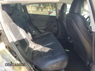 2023 Tesla Model 3 z VIN 5YJ3E1EA4PF707099, wystawiony jako Copart lot #52531035 z przebiegiem 57 723 mil mil oraz Szkoda całkowita • Salvage title. Historia ofert i sprzedaży dostępna na DreamBid. Obrazek 11.