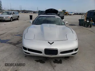 2002 Chevrolet Corvette with VIN 1G1YY22G925110271, listed as a Copart auction lot 86777864 with 118,309 mi miles and Salvage Title. Bid and sale history available at carsss.com. Image 5.