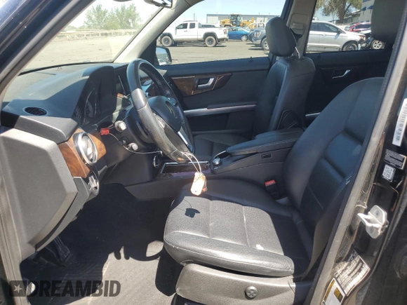 2015 Mercedes-Benz GLK 350 with VIN WDCGG8JB7FG375970, listed as a Copart auction lot 66819384 with 116,215 mi miles and Salvage Title. Bid and sale history available at DreamBid. Image 7.