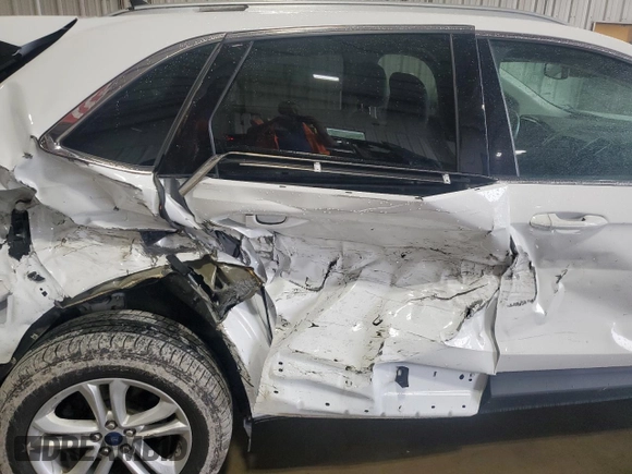 2020 Ford Edge SEL with VIN 2FMPK4J98LBB26604, listed as a Copart auction lot 61166725 with 36,936 mi miles and Salvage title. Bid and sale history available at DreamBid. Image 11.