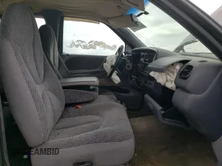 1997 Dodge Dakota with VIN 1B7GL23X5VS208252, listed as a Copart auction lot 82584134 with 152,633 mi miles and Salvage Title. Bid and sale history available at carsss.com. Image 7.