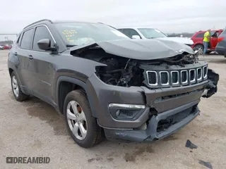 2018 Jeep Compass Latitude with VIN 3C4NJCBB4JT193275, listed as a IAAI auction lot 41491499 with 132,546 mi miles. Bid and sale history available at carsss.com. Image 1.