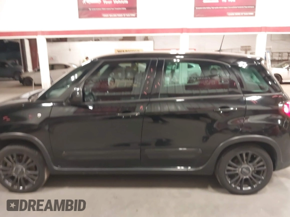 2019 FIAT 500L Trekking with VIN ZFBNFADH0KZ042275, listed as a IAAI auction lot 41172309 with 30,865 mi miles. Bid and sale history available at carsss.com. Image 15.