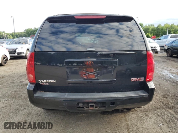 2007 GMC Yukon SLE with VIN 1GKFK13017R205889, listed as a Copart auction lot 66733314 with 266,890 mi miles and Clean Title. Bid and sale history available at carsss.com. Image 6.