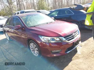 2013 Honda Accord Sdn EX-L with VIN 1HGCR2F86DA272193, listed as a IAAI auction lot 41873222 with 147,809 mi miles. Bid and sale history available at carsss.com. Image 1.