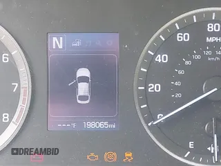 2016 Hyundai Sonata SE с VIN 5NPE24AFXGH367060, выставлен на аукционе IAAI как лот 42492315 с пробегом 198 065 миль миль и . История ставок и продаж доступна на DreamBid. Изображение 15.