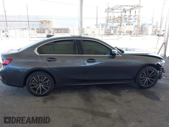2022 BMW 3 Series 330i with VIN 3MW5R1J08N8C55960, listed as a IAAI auction lot 42505207 with Not provided miles and . Bid and sale history available at DreamBid. Image 13.