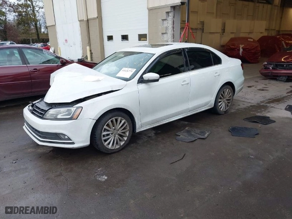 2016 Volkswagen Jetta Sedan 1.8T SEL with VIN 3VWL17AJ3GM326289, listed as a IAAI auction lot 41626779 with 111,504 mi miles. Bid and sale history available at carsss.com. Image 2.