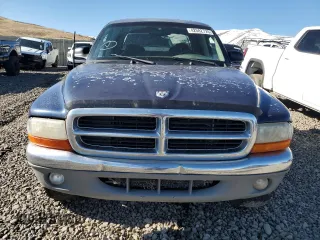 2001 Dodge Dakota Sport with VIN 1B7GG2AN71S105088, listed as a Copart auction lot 42582725 with 0 mi miles and Salvage Title. Bid and sale history available at carsss.com. Image 5.