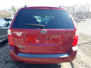 2008 Kia Sedona LX with VIN KNDMB233186262678, listed as a IAAI auction lot 41854128 with 143,829 mi miles. Bid and sale history available at carsss.com. Image 16.