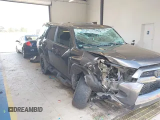 2018 Toyota 4Runner SR5 with VIN JTEBU5JR7J5550156, listed as a IAAI auction lot 41838265 with 171,242 mi miles and . Bid and sale history available at DreamBid. Image 6.
