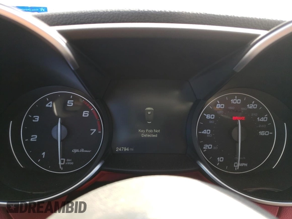 2018 Alfa Romeo Giulia Ti Sport with VIN ZARFAECN8J7568961, listed as a Copart auction lot 40766043 with 24,794 mi miles. Bid and sale history available at carsss.com. Image 9.