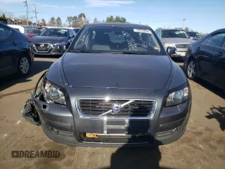 2010 Volvo C30 с VIN YV1672MKXA2171481, выставлен на аукционе Copart как лот 79916064 с пробегом 44 660 миль миль и Списание • Salvage title. История ставок и продаж доступна на DreamBid. Изображение 5.