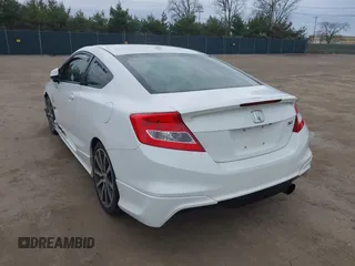 2013 Honda Civic Si z VIN 2HGFG4A53DH704042, wystawiony jako IAAI lot #42033646 z przebiegiem 88 984 mil mil oraz . Historia ofert i sprzedaży dostępna na DreamBid. Obrazek 3.
