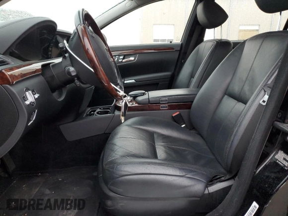 2007 Mercedes-Benz S 550 with VIN WDDNG71X37A082239, listed as a Copart auction lot 43157965 with 51,302 mi miles and Salvage Title. Bid and sale history available at DreamBid. Image 7.