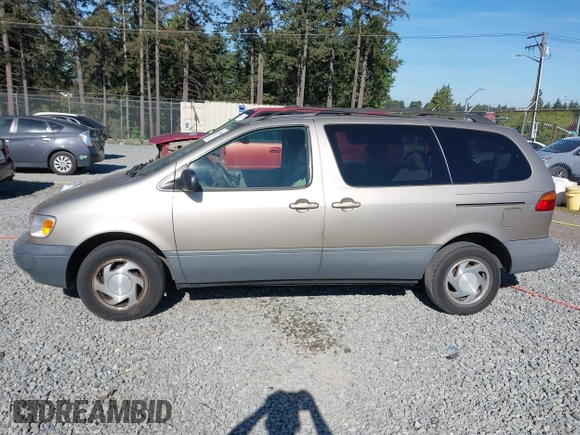 2000 Toyota Sienna LE with VIN 4T3ZF13C5YU227631, listed as a IAAI auction lot 42173057 with 154,152 mi miles and . Bid and sale history available at DreamBid. Image 14.